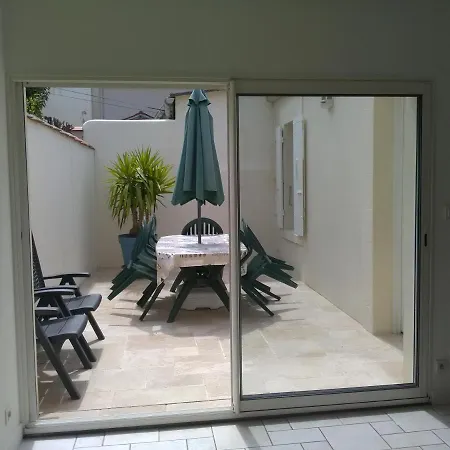 Maison Calme De Plain Pied Proche De Tout Σπίτι διακοπών